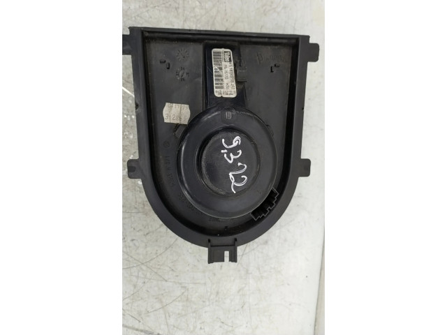 Вентилятор печки    1J1819021B   Audi A3 S3 8L