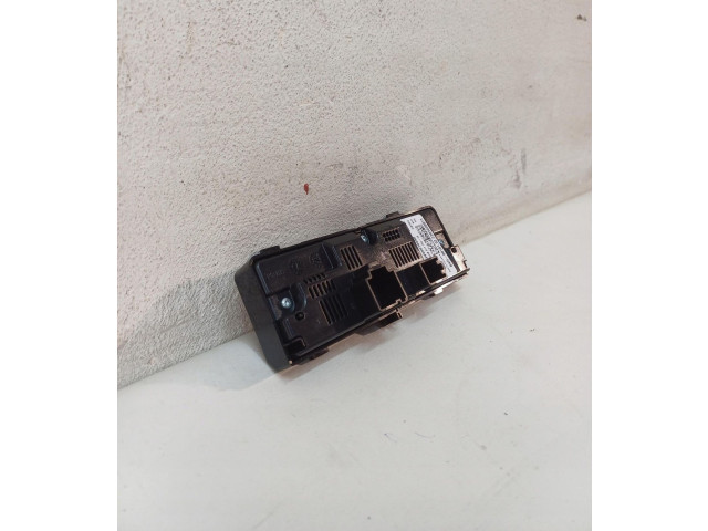 Блок управления климат-контролем 3V0907049D   Skoda Superb B8 (3V)