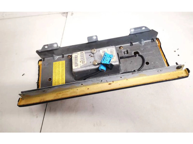 Подушка безопасности пассажира 3a1880202   Volkswagen PASSAT B4