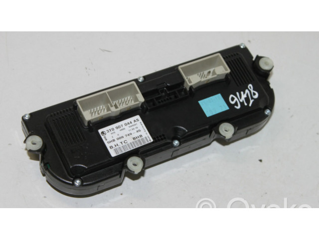Блок управления климат-контролем 3T0907044AS   Skoda Superb B6 (3T)