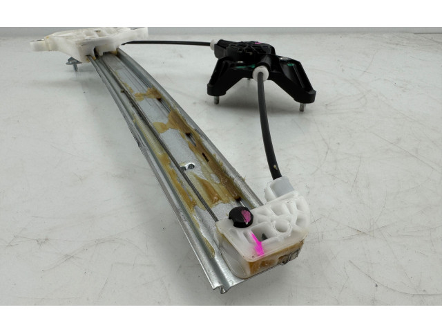 Моторчик заднего дворника 3E22B4    Toyota Yaris Cross