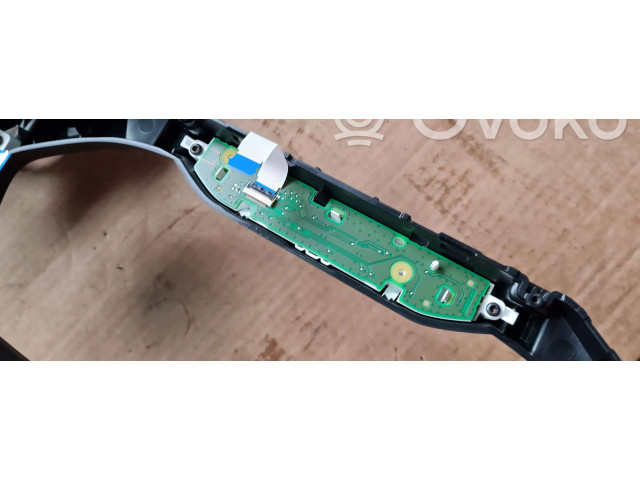 Панель приборов 83A857115A, 83607001   Audi Q3 F3       