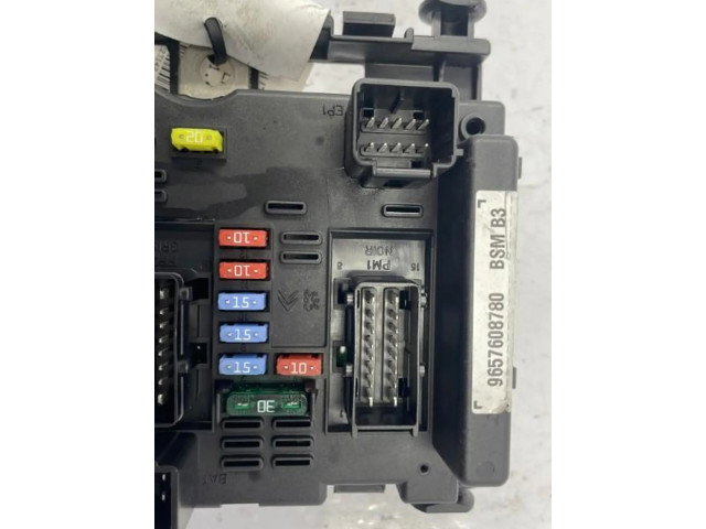Pojistková skříňka Řídící jednotka BSM 9657608780 Peugeot 206+ 2010
