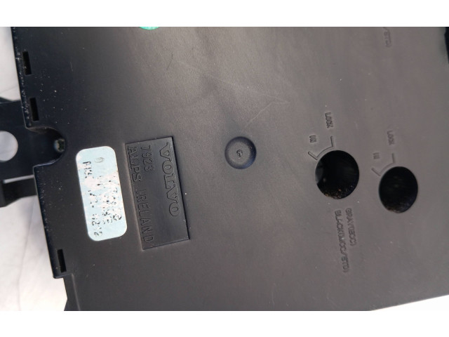 Блок управления климат-контролем 7923   Volvo V70