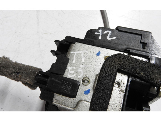 Zámek zadních dveří JD2bbn7y9w0 Nissan Qashqai 2008