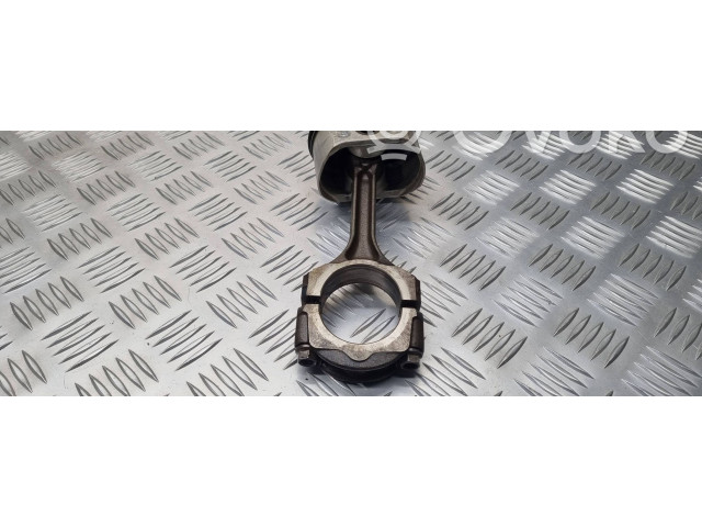 Поршень с шатуном Renault Scenic I