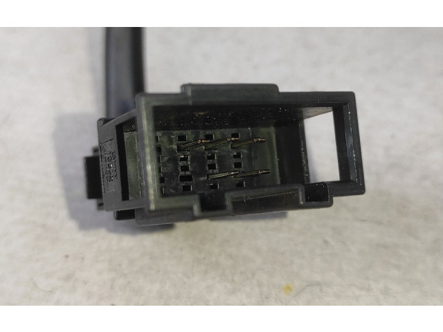 Зеркало электрическое Skoda Fabia Mk2 (5J) 2007 - 2014 года