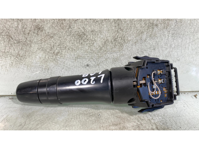 Ручка стеклоочистителей E532016 Mitsubishi L200