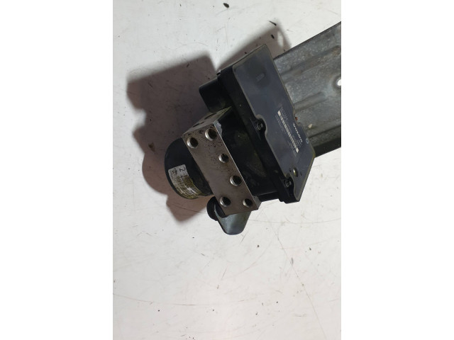 Блок АБС 1092504033, 5WK84002   Volvo  V70  2000 - 2004 года