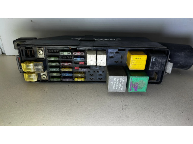 Блок предохранителей  92GG14A142CB, 92GG14A142   Ford Scorpio    