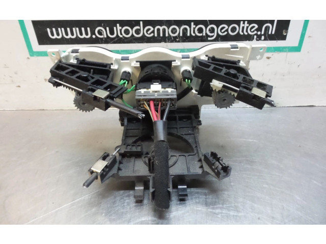 Блок управления климат-контролем    Hyundai Getz