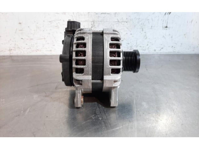 Генератор 231002175R Renault Clio V