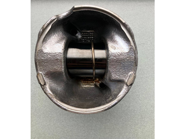 Поршень 204DTH 6K109-AC, G4D3-6110-AC Jaguar XF