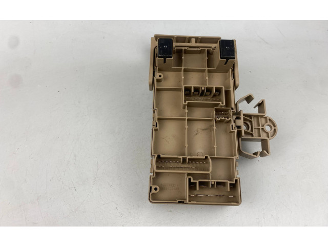 Блок предохранителей 82201FG010   Subaru Forester SH    