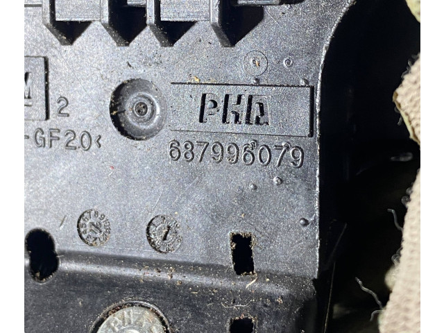 Замок багажника 13513995, 1222200000    Chevrolet Camaro  -  года