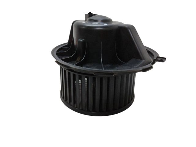 Вентилятор печки    CZ0160600762, 1K1819015E   Skoda Yeti (5L)
