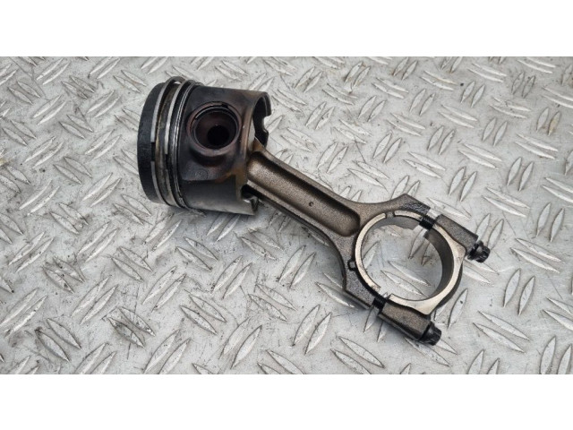  Поршень с шатуном  A28, 512  BMW X5 E70 для дизельного двигателя 3.0