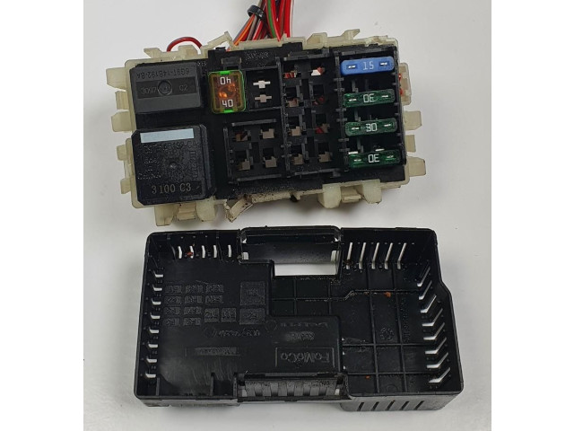 Блок предохранителей  6G9T-14K131-AB   Volvo V70    