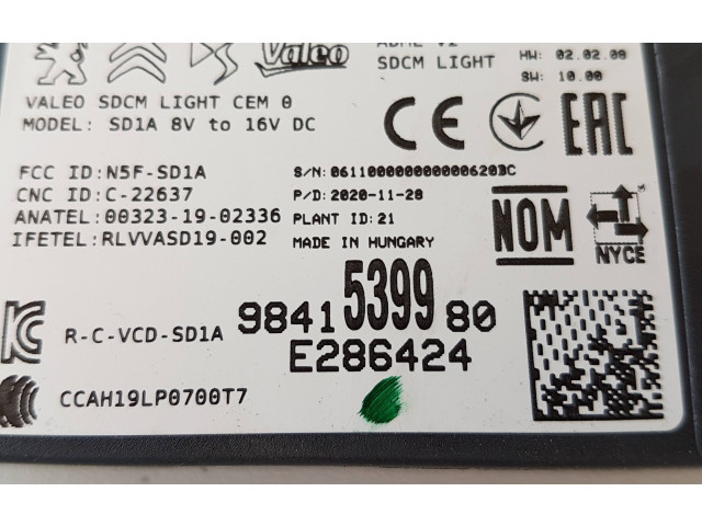 Блок управления 9841539980, E286424 Peugeot 208