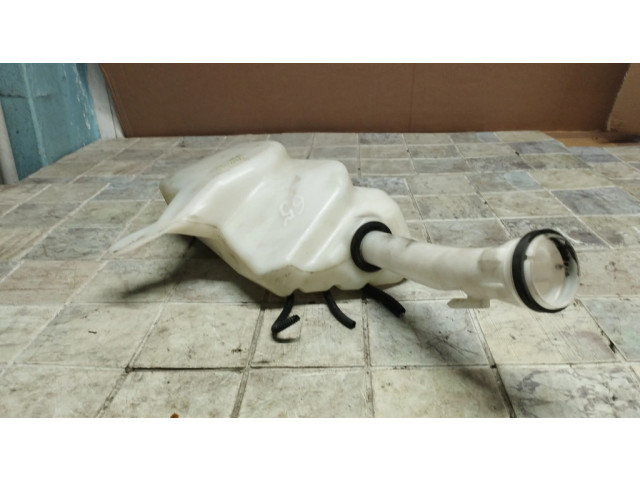 Бачок оконной жидкости    