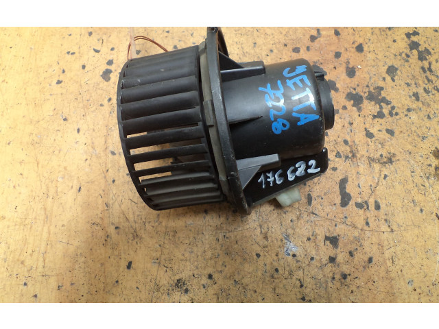 Вентилятор печки Volkswagen Jetta II