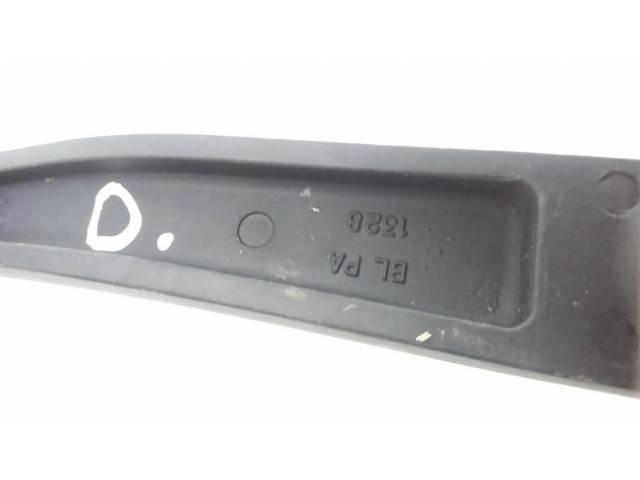 Ножка стеклоочистителей лобового стекла