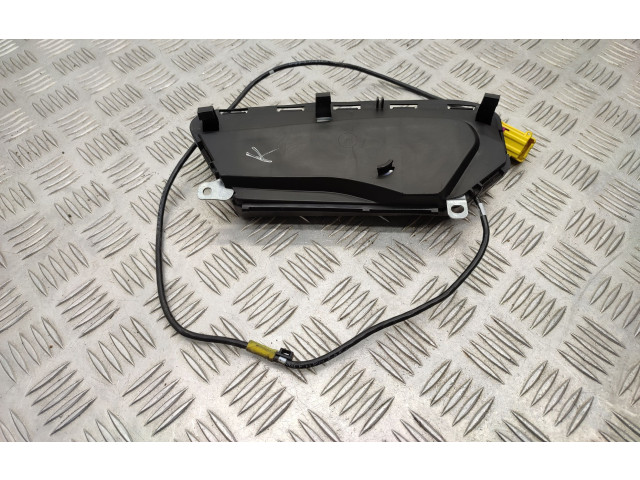 Подушка безопасности в сиденье 6Q0880241B Skoda Fabia Mk2 (5J)