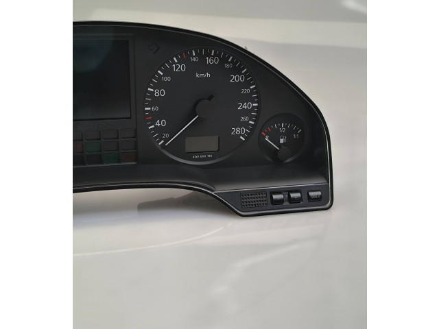 Панель приборов 4D0919033F, 110008639007 Audi A8 S8 D2 4D