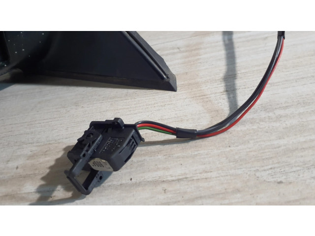 Zpětné zrcátko pravé BMW 5 E39 2001