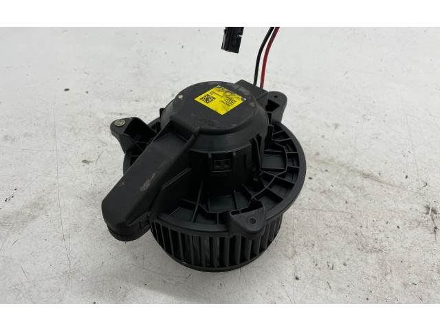 Вентилятор печки 8888773987 Volvo XC40