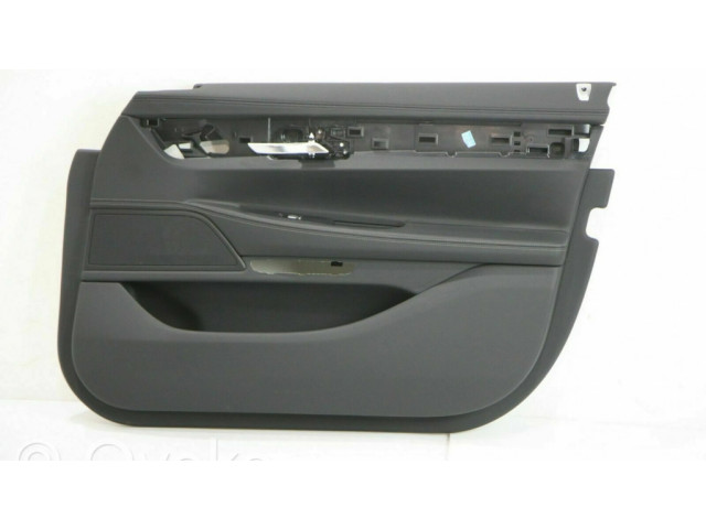 Обшивка передней двери