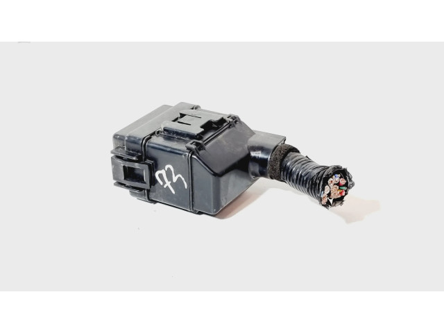 Блок предохранителей    Honda FR-V    