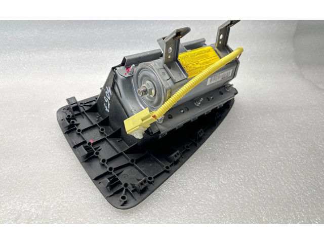 Подушка безопасности пассажира GA21000500   Subaru Forester SG