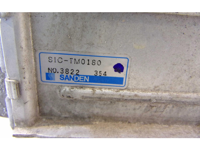 Интеркулер  SIC-TM0180   Subaru Forester SJ 