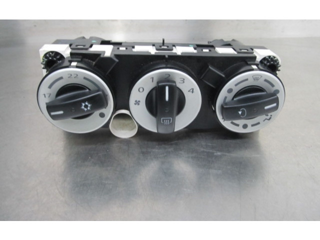 Блок управления климат-контролем Mitsubishi Colt