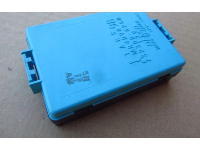 Блок предохранителей 232300-6260 Mitsubishi Pajero Sport I