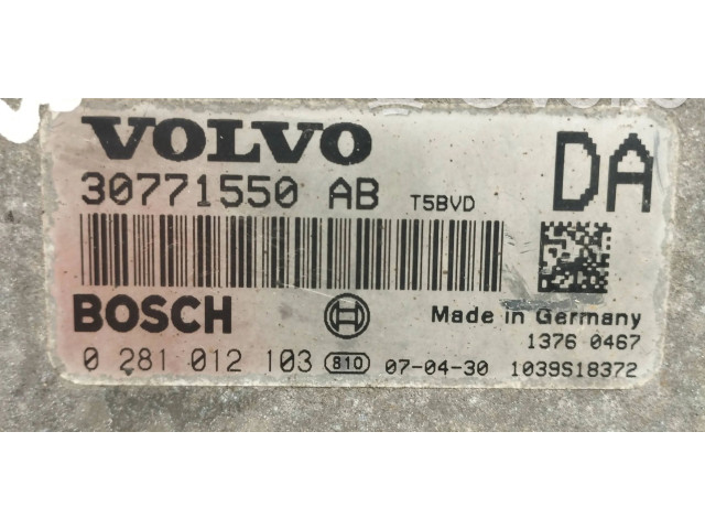 Блок управления двигателя 30771550, 1039S18372   Volvo V70