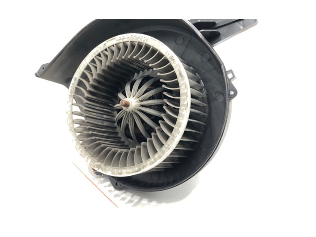 Вентилятор печки    6R1819015A   Skoda Fabia Mk3 (NJ)