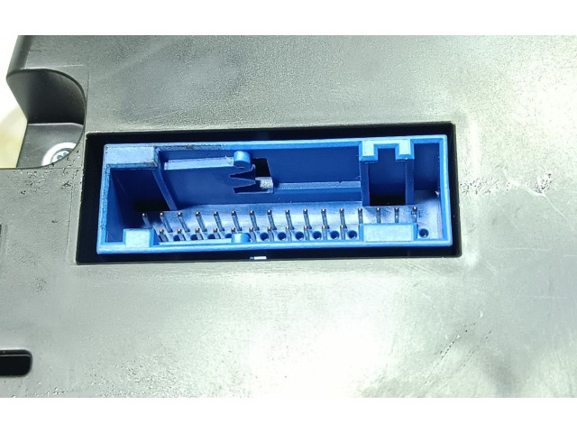 Панель приборов 5K0920870G Volkswagen Golf VI