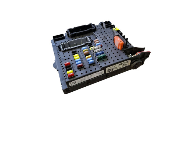 Блок предохранителей 30728512, 05W485 Volvo S60