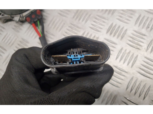 Вентилятор радиатора     670037578, 16485594    Maserati Levante 3.0