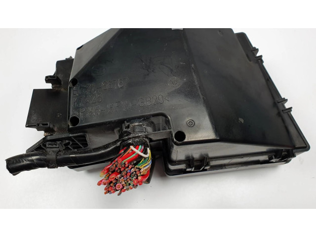 Pojistková skříňka 518818109 Mazda CX-7 2009