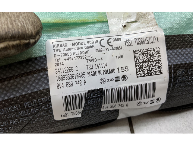 Боковая подушка безопасности 8V4880742A Audi A3 S3 8V