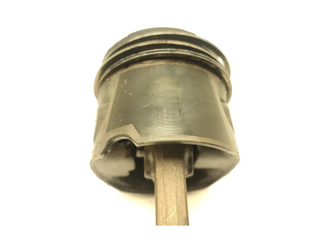 Поршень с шатуном D5244T   Volvo XC90