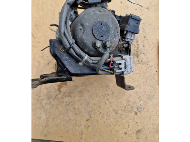 Блок АБС 1330003100 Lexus IS 200-300 1999 - 2005 года