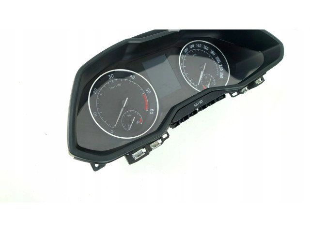 Панель приборов 3V0920741B   Skoda Superb B8 (3V)       