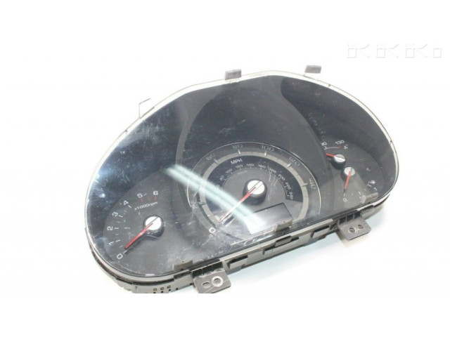 Панель приборов 940013U195 KIA Sportage