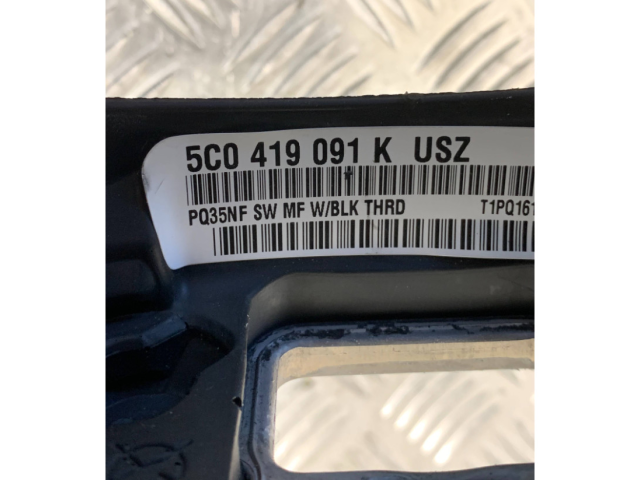 Руль Volkswagen Golf VI 2008 - 2013 года 5C0419091K