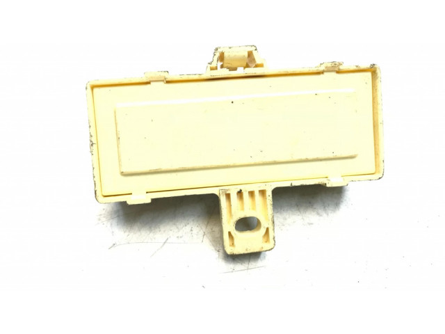 Блок предохранителей 919402G020, K1968   KIA Carens II    