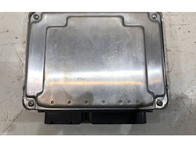 Блок управления двигателем Блок управления 8E907401T   Skoda Superb B5 (3U)